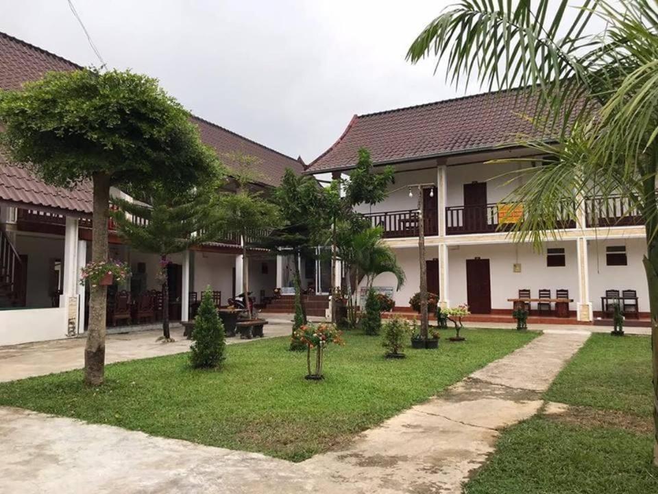 Riverside Garden Hostel Vang Vieng Exterior foto